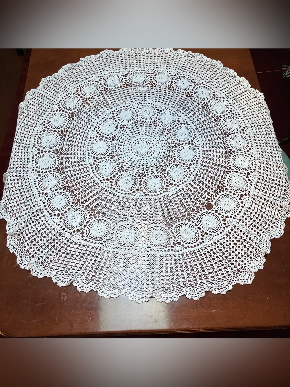 VTG White Crochet Tablecloth Round  Cottagecore Farmhouse Card Table 49.5in